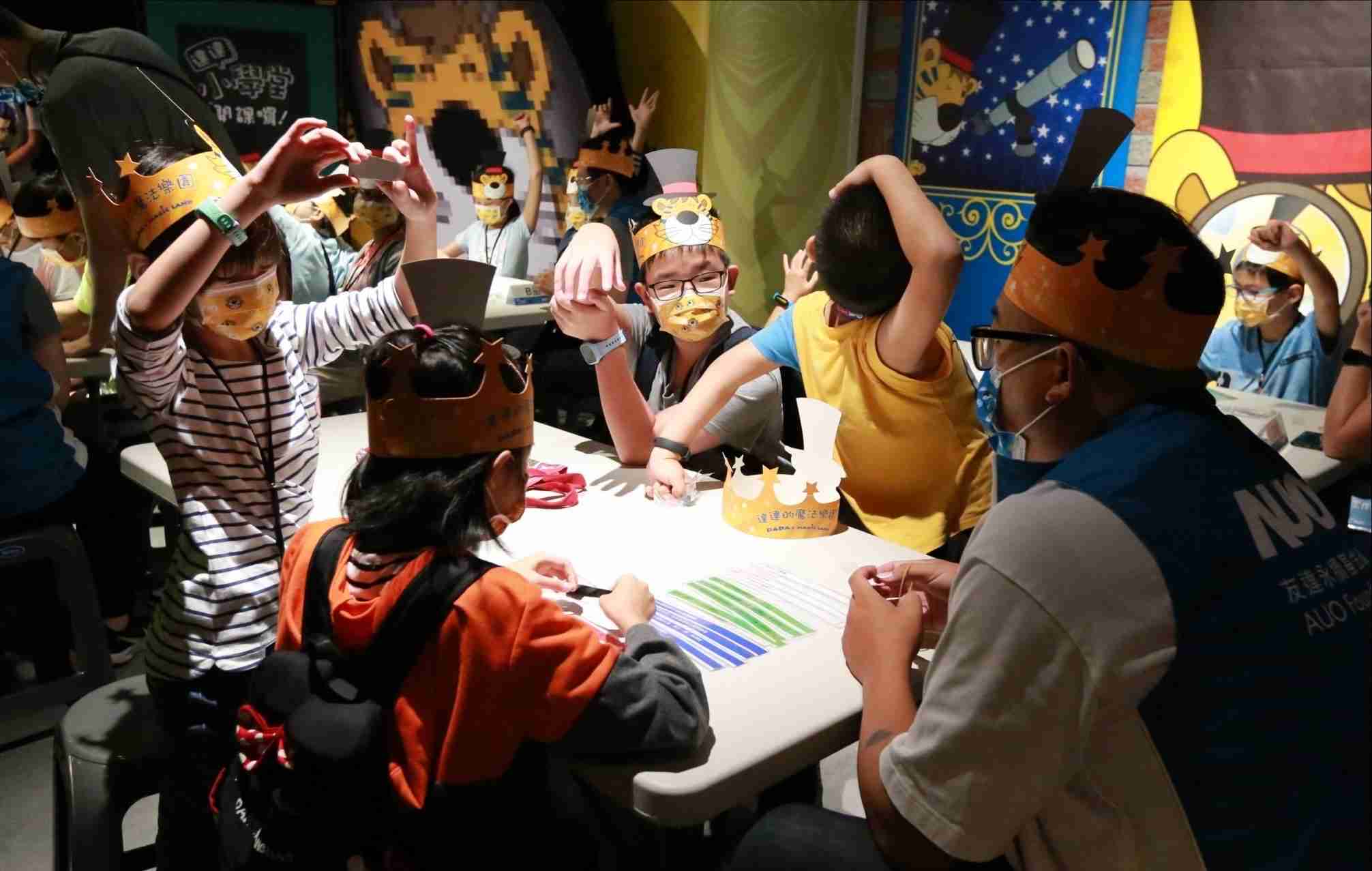 MG电玩以永续理念推动全人教育计划，，内外结盟储备科普教育人才，，荣获亚太永续行动奖社会共融面的金奖肯定