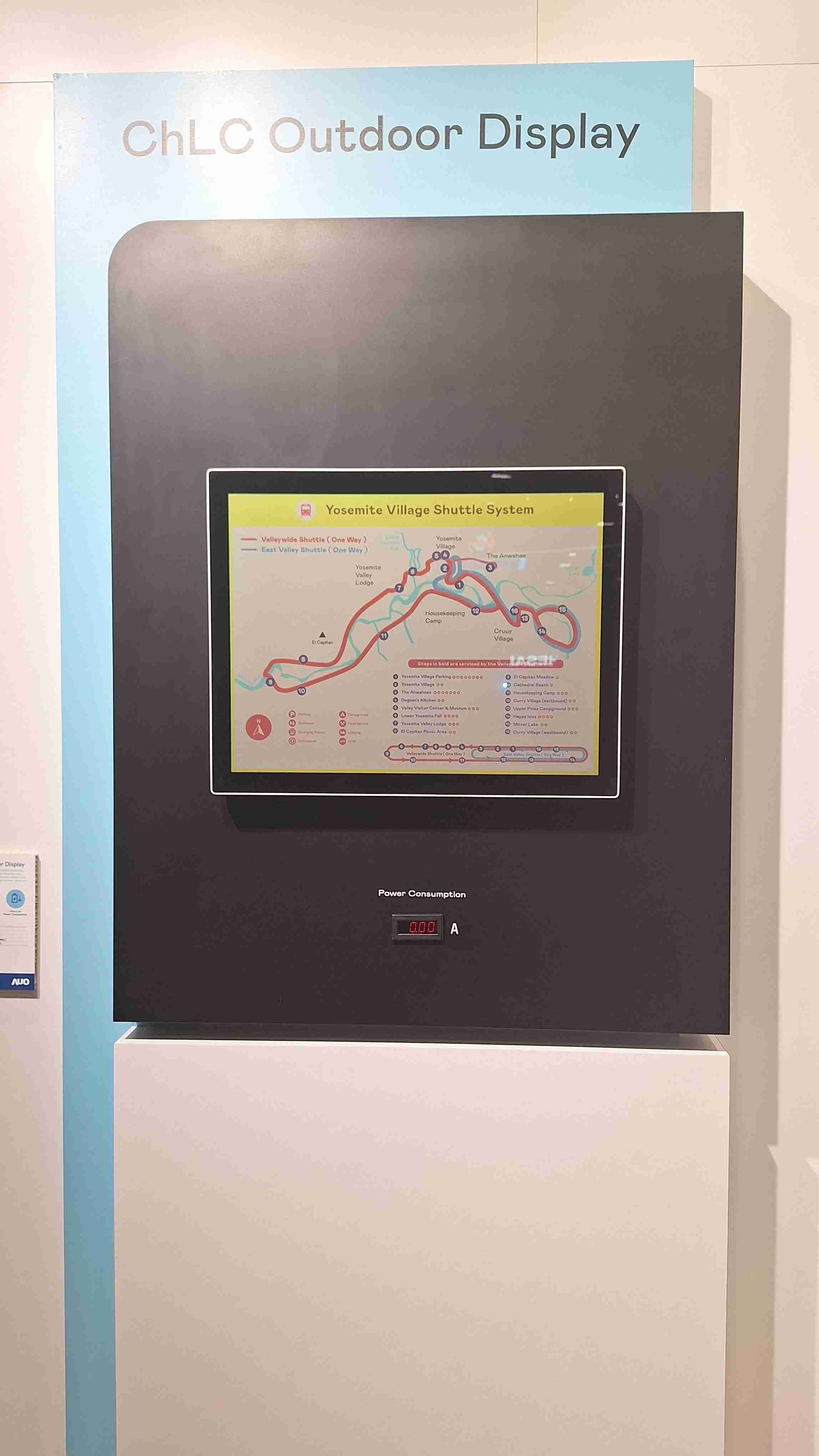 MG电玩的「胆固醇液晶超低耗能户外全彩显示器」不只环保省电，，，，且符合户外严苛使用环境，，拥有在摄氏-30度至85度下的宽温使用优势，，并且强光愈强愈能呈现绝佳的色彩饱和度及显示效果，，，，易于安装的特性将成为户外电子看板的新首选。。。。